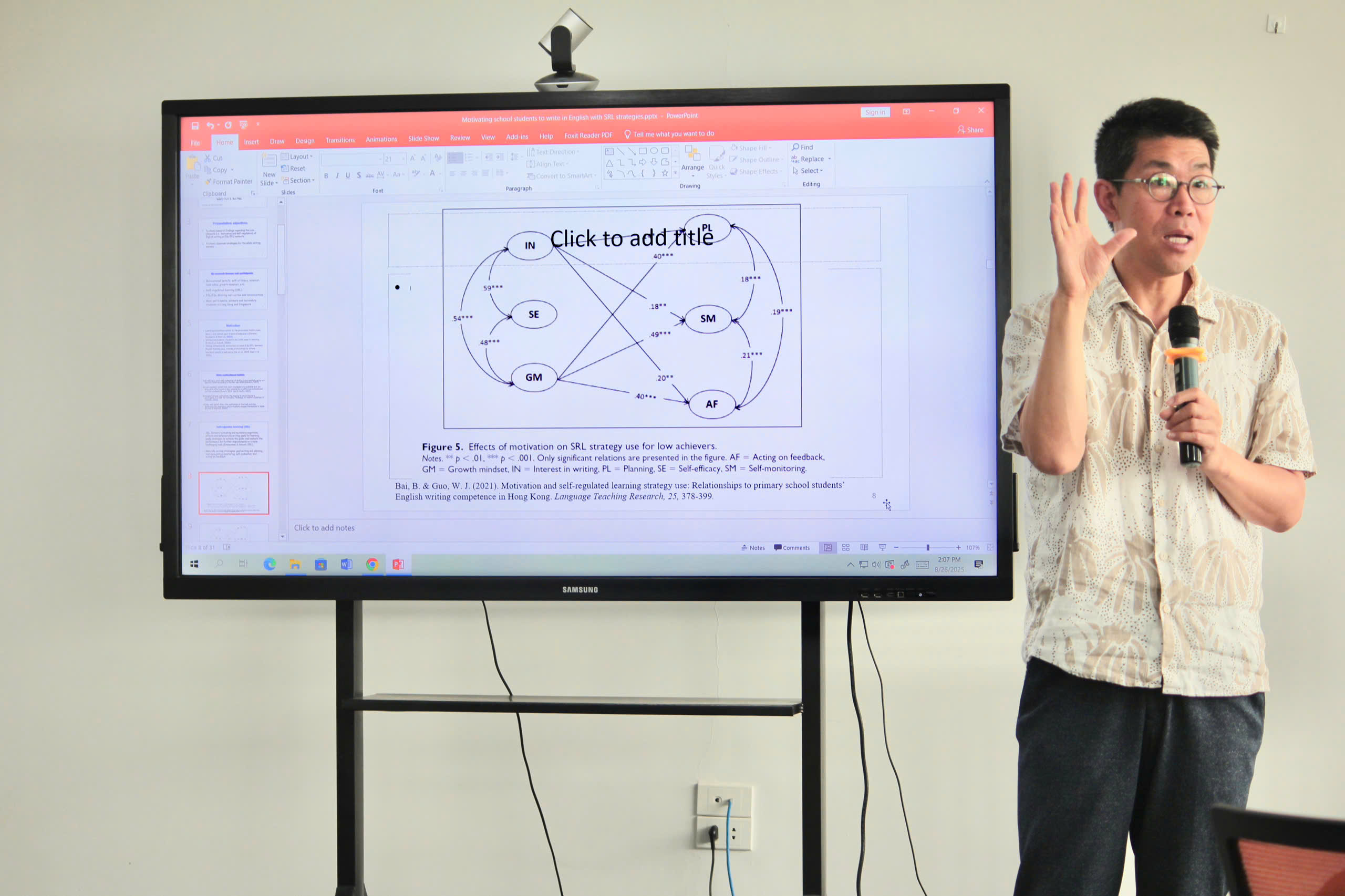 Photo 2 - Mr. Bai shared his team’s reseach findings